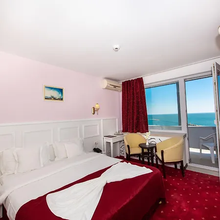 Parc 4* ママイア